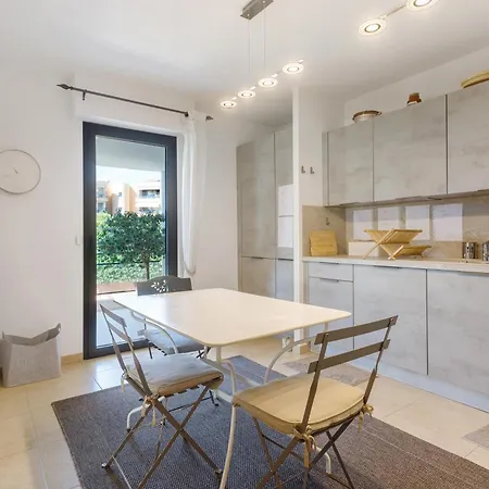 Raphael De Luxe Apartment *
